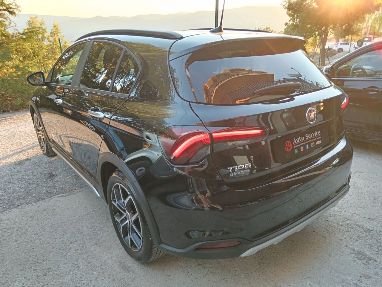 Fiat Tipo 1.6 MJT 5P 130CV CROSS NUOVISSIMA imagem 3