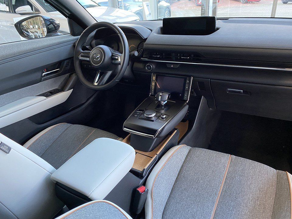 Mazda MX-30 Advantage MATRIX NAVI KAM Matrix, Android  imagem 3