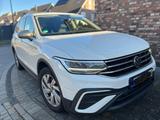 Volkswagen Tiguan Allspace 1.5 TSI ACT OPF DSG Life Life - VW Tiguan Allspace in Bonn