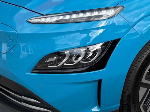 Fahrzeugabbildung Hyundai KONA Trend Elektro 2WD +KLIMA+CARPLAY+RFK+SHZ+UV