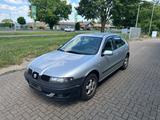 Seat Leon 1,8*AUTOMATIK*KLIMAAUTOMATIK*TÜV 02/2026 - gebrauchte Seat Leon aus dem Jahr 2001