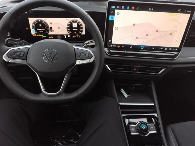 Fahrzeugabbildung Volkswagen Tiguan Elegance 1.5 eTSI OPF 110 kW (150 PS) 7-G