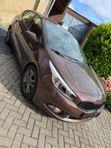 Kia  Ceed 1.4 CVVT Edition 7  1.Hand Top Zustand 