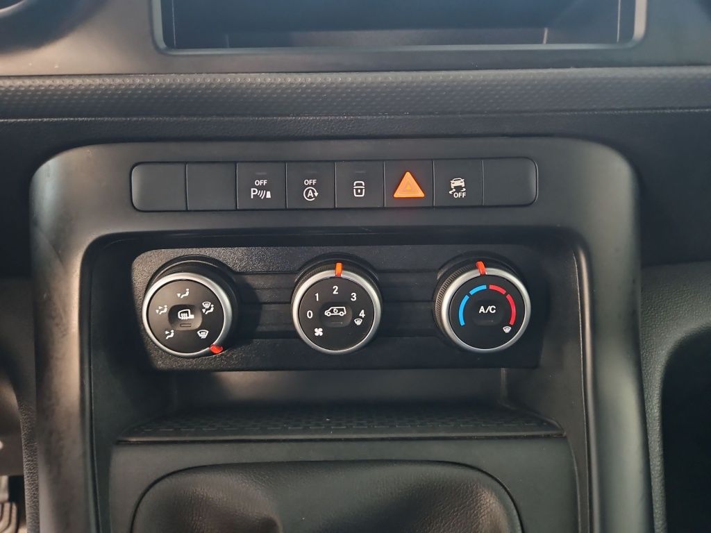 Fahrzeugabbildung Mercedes-Benz Citan 108 Kasten BASE Standard Klima PTS hi.