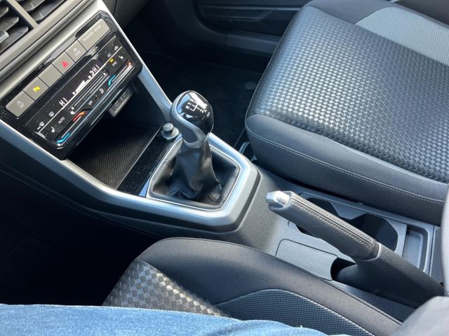 T-Cross Active 1.0 TSI LED Navi Climatronic