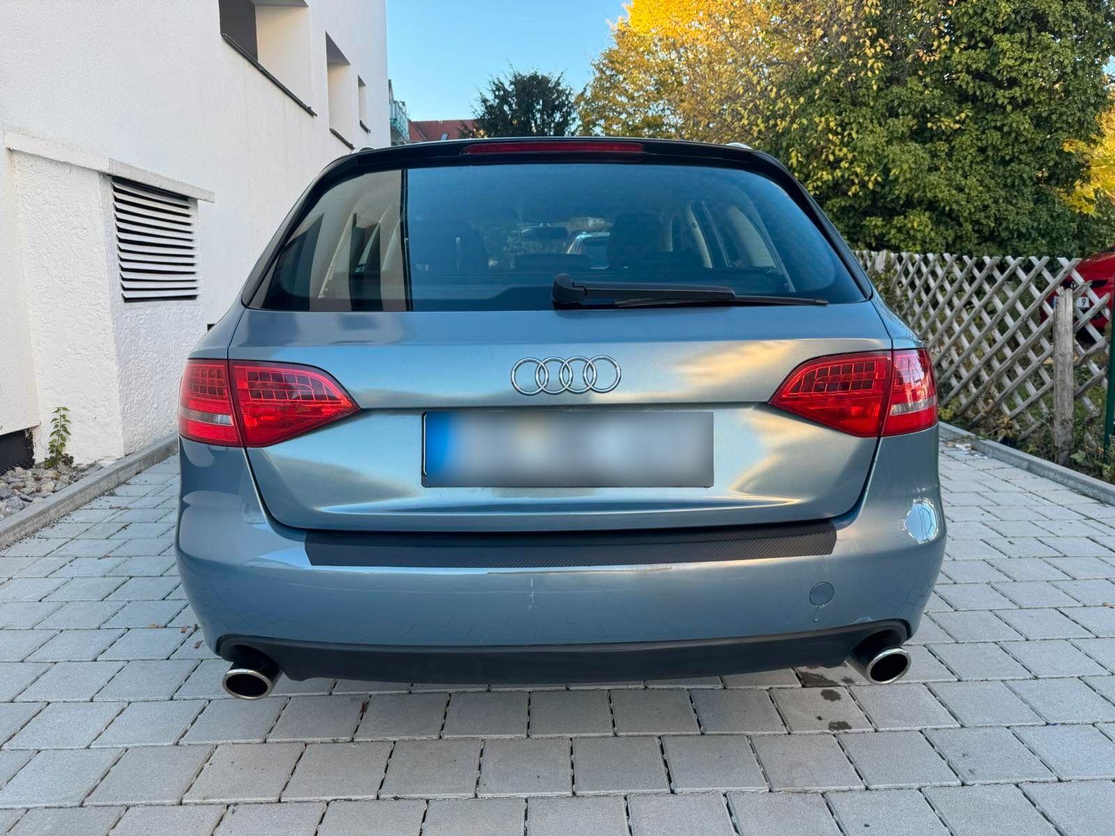 Audi A4 2009 — photo 6