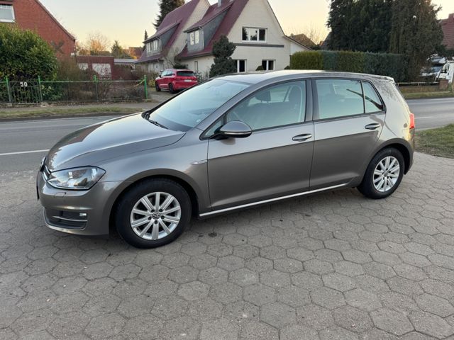 Volkswagen Golf VII Lim. Trendline BlueMotion*8xAlu*