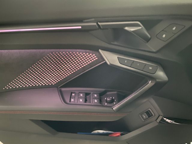 RS3 Limousine 2.5 TFSI quattro S tronic PANO+SON
