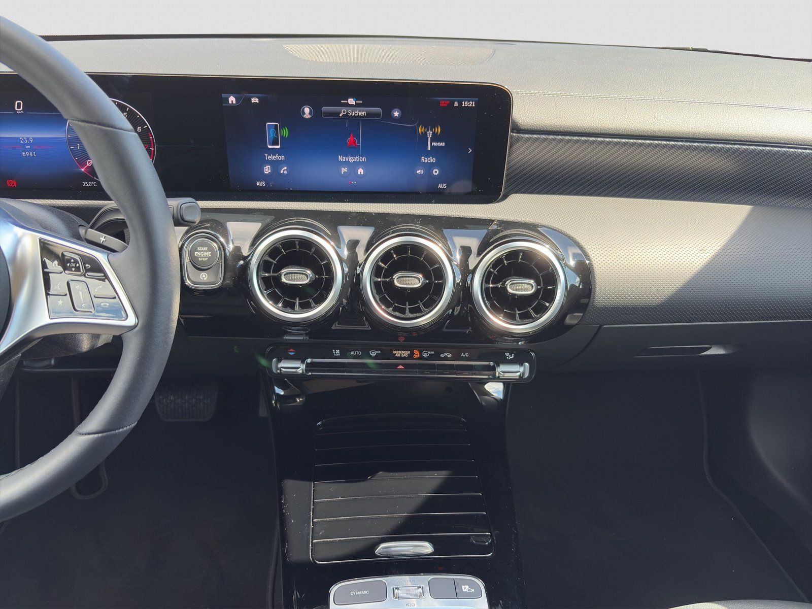 Fahrzeugabbildung Mercedes-Benz CLA 180 SB*PROGRESSIVE*WINTER-PAKET*ELEKT-HECKKL