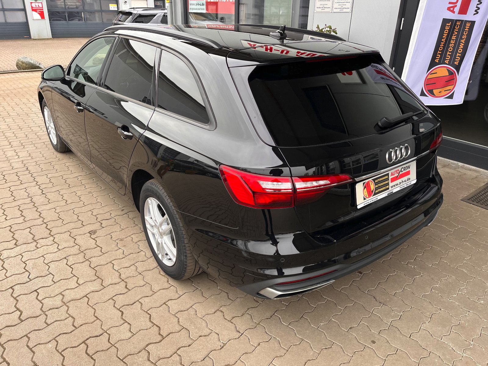 Fahrzeugabbildung Audi A4 Avant 35 TDI Automatik