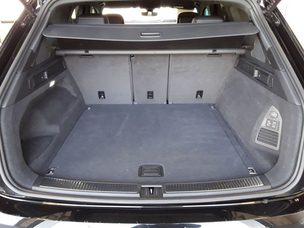 Touareg 3.0 TDI 4M R-LINE BLACK IQ.LIGHT+AHK+HUD