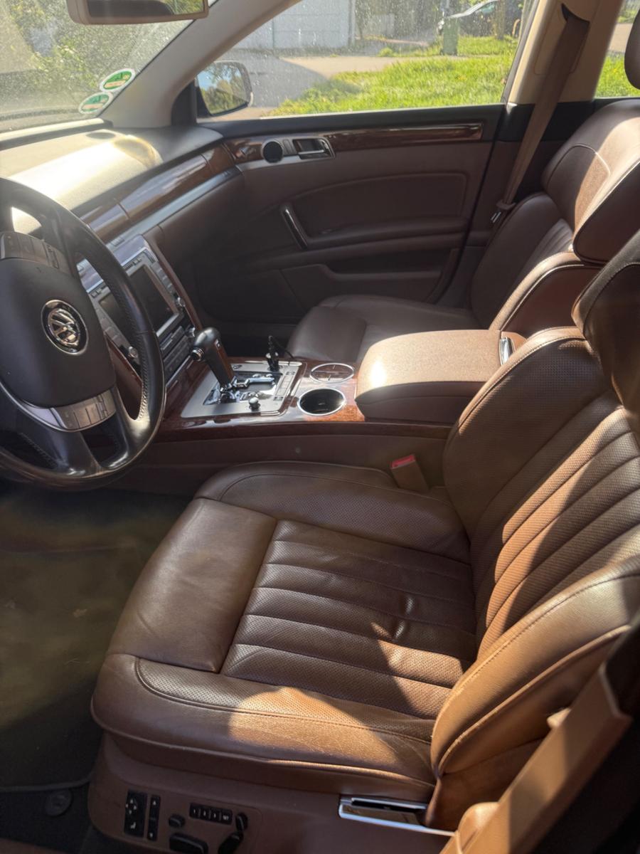 Volkswagen Phaeton 3.0 V6 TDI 4MOTION Tiptronic 5-Sitzer -