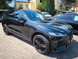 Jaguar F-PACE R-Dynamic AWD Gloss Black / Style 1067 - Jaguar F-Pace: R Dynamic Black