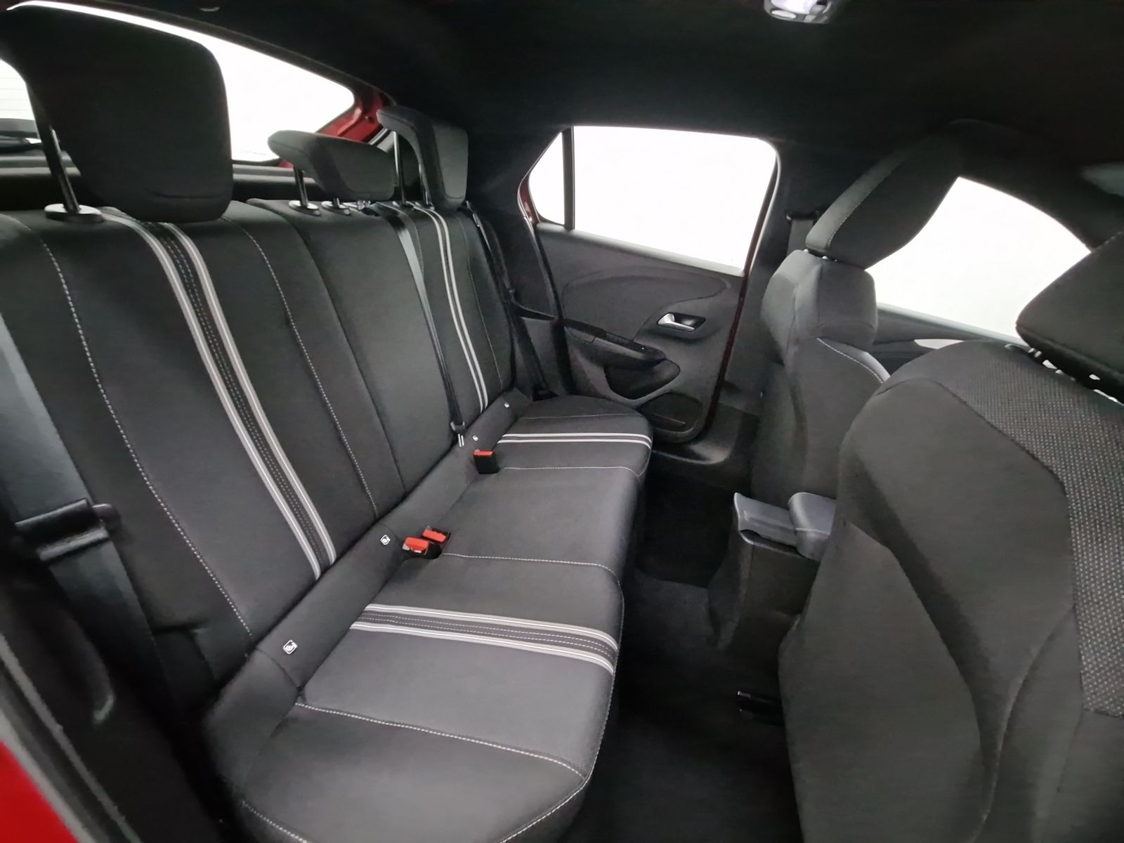 OPEL Corsa  1.2 Turbo HEV GS LED CarPlay – Bild 11