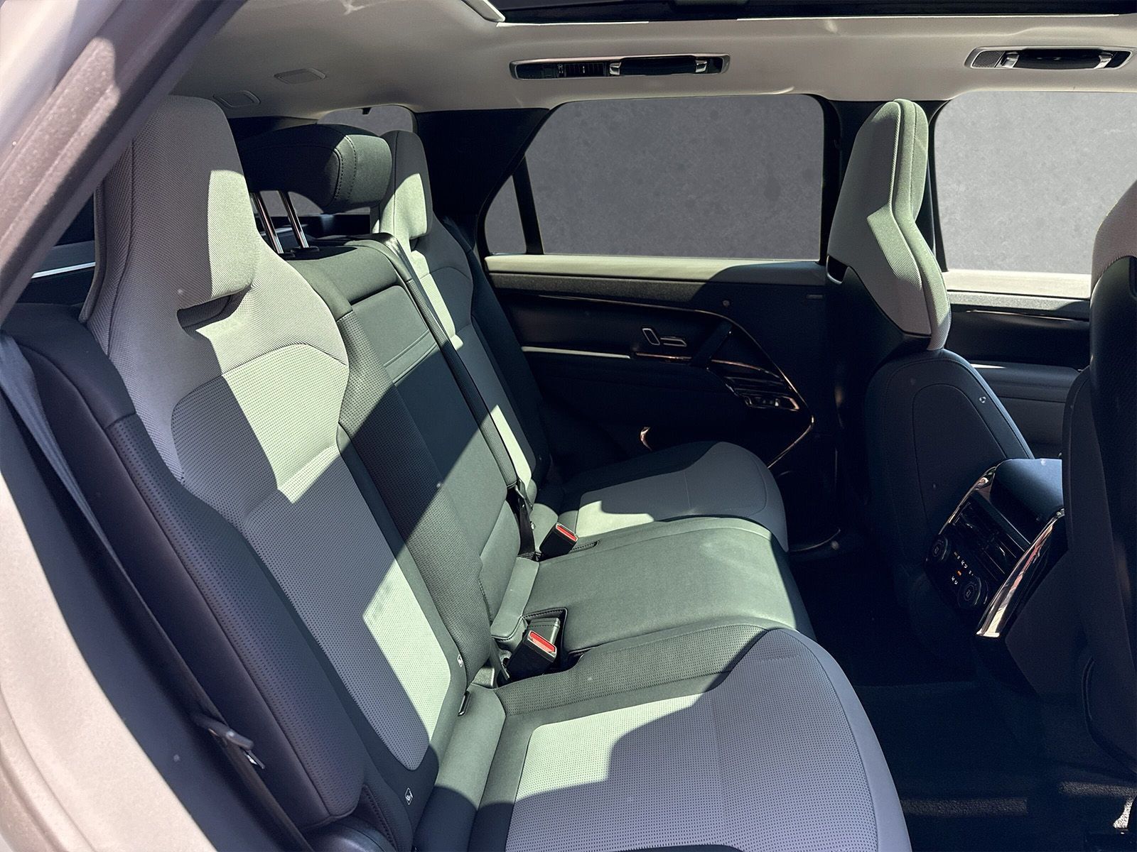 Land Rover Range Rover Sport 4.4 Benzin P635 SV Edition Two foto 5