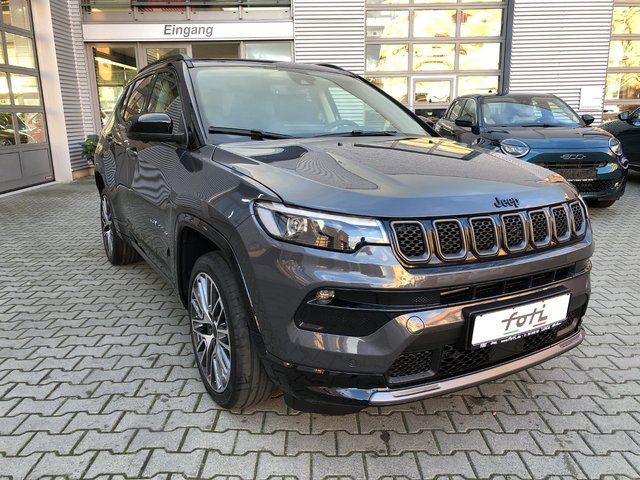 Jeep Compass Summit 1.5 Hybrid 130PS Schiebedach