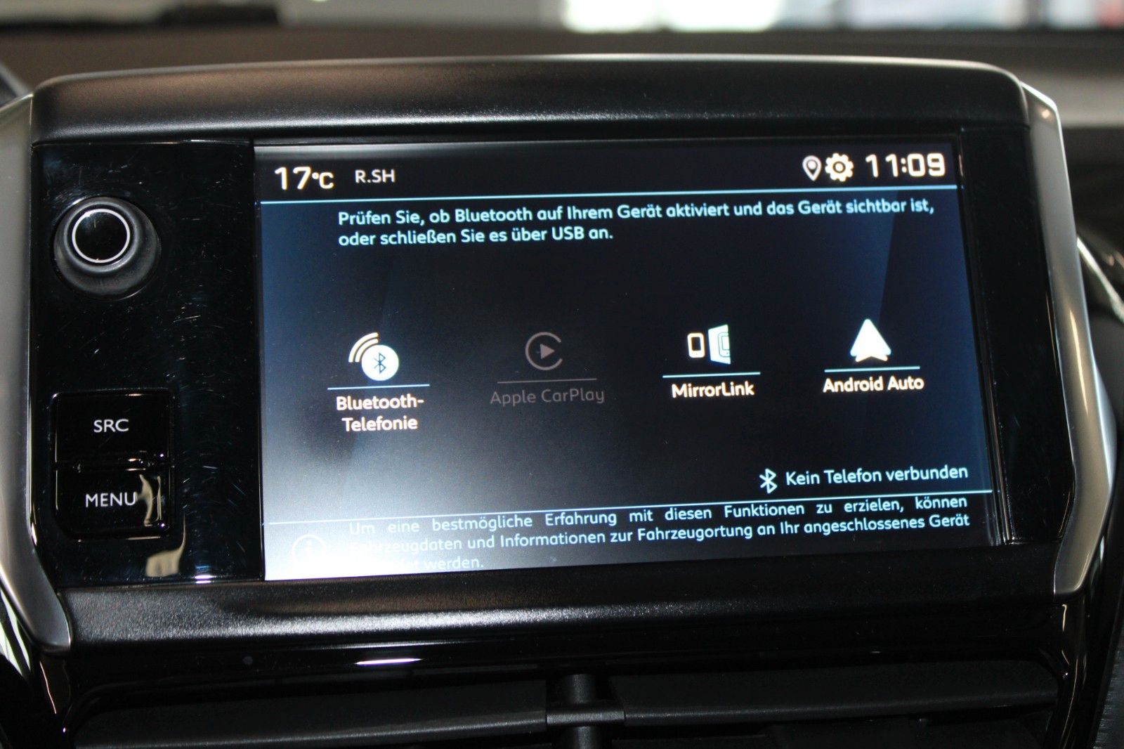 Fahrzeugabbildung Peugeot 208 Signature 110 Aut. Klimaauto PANO SHZ Allwet