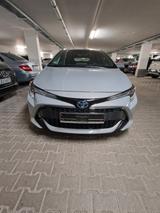 Toyota Corolla 2,0 Hybrid Lounge Touring Sports Lounge - Toyota Corolla Gebrauchtwagen in München