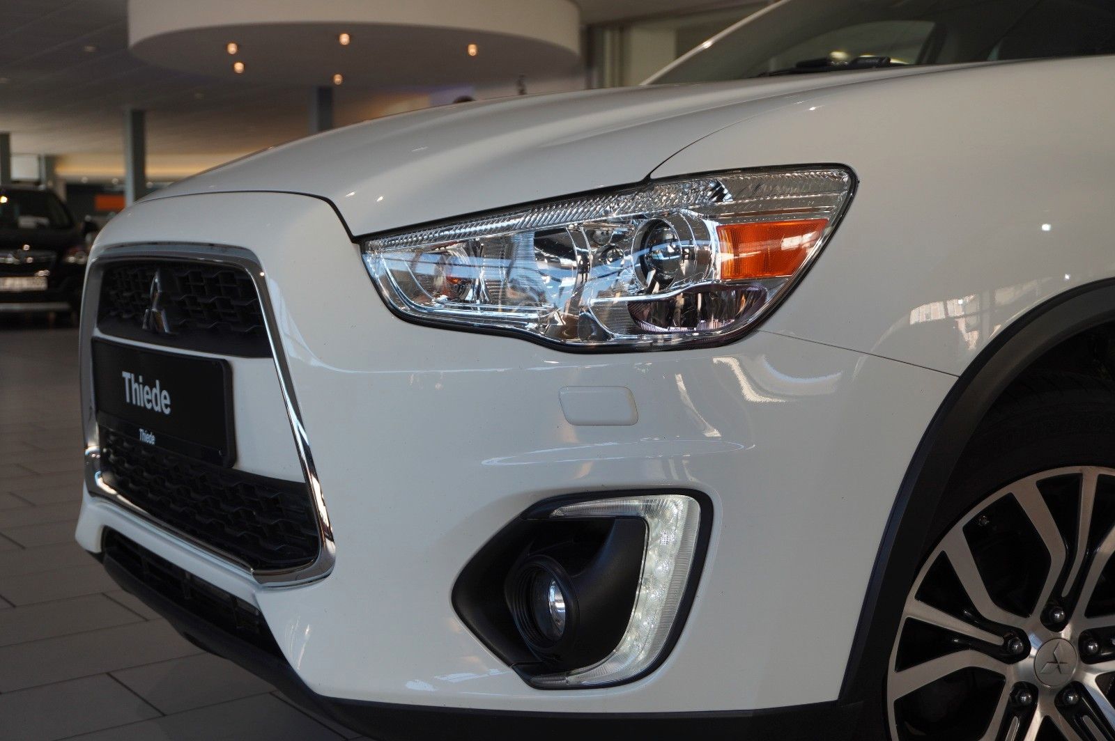 Fahrzeugabbildung Mitsubishi ASX 1.6D TOP 2WD NAVI/LED/KAMERA/PANO./SHZ/AHK