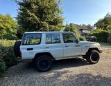 Toyota Land Cruiser  GRJ 76
