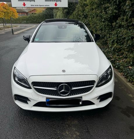 Mercedes-Benz Mercedes Benz C300 Coupé