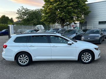 Volkswagen Passat Variant - 4