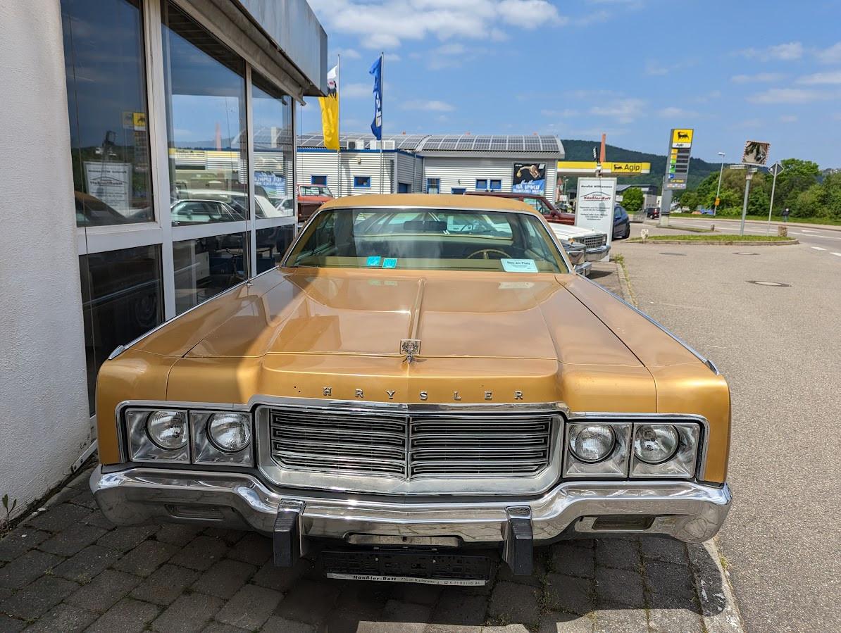 Chrysler New Yorker 4 Door Hardtop Sedan H-Zul.