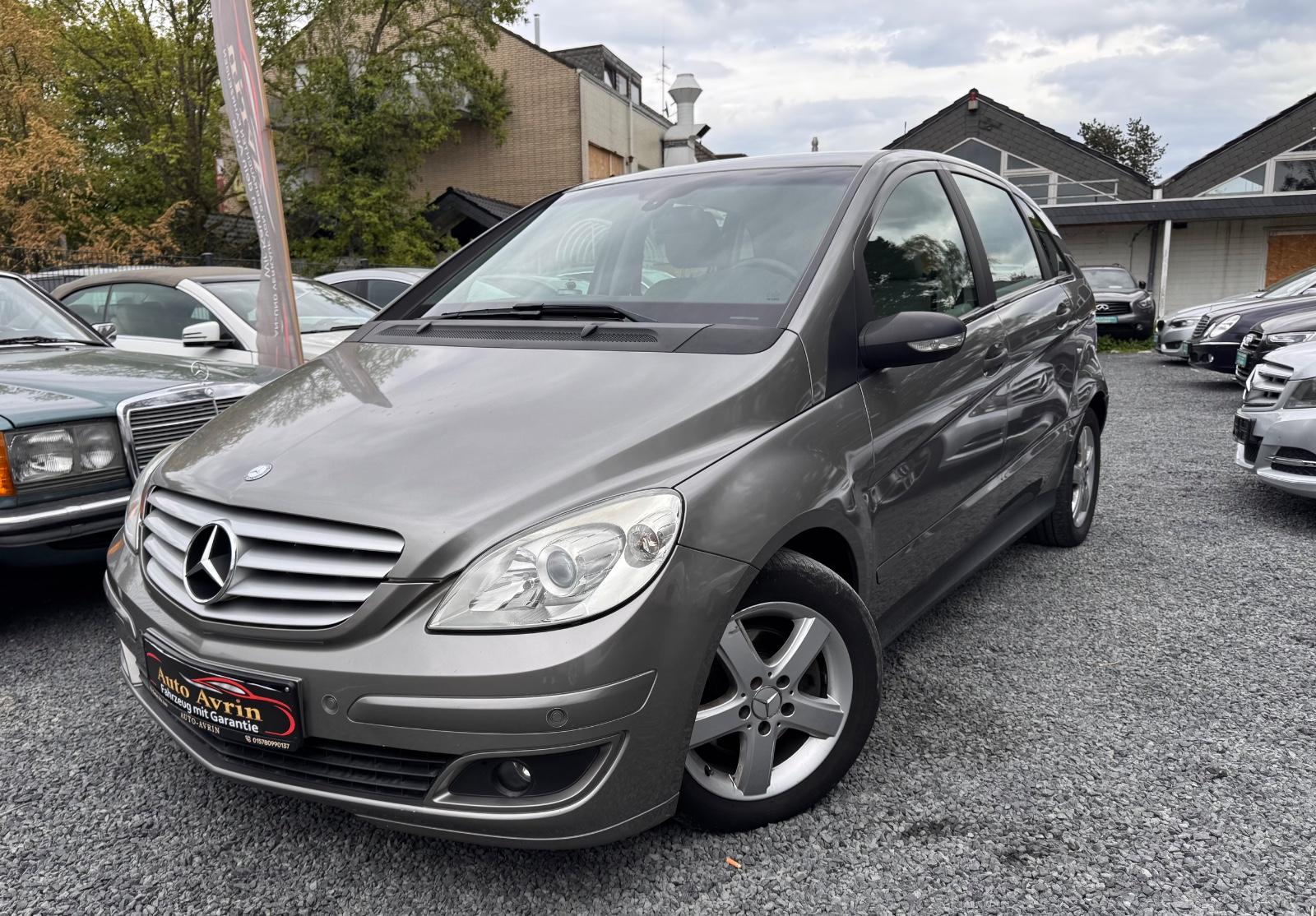 Mercedes-Benz B 200 LEDER-SHZ-PDC-TEMPO