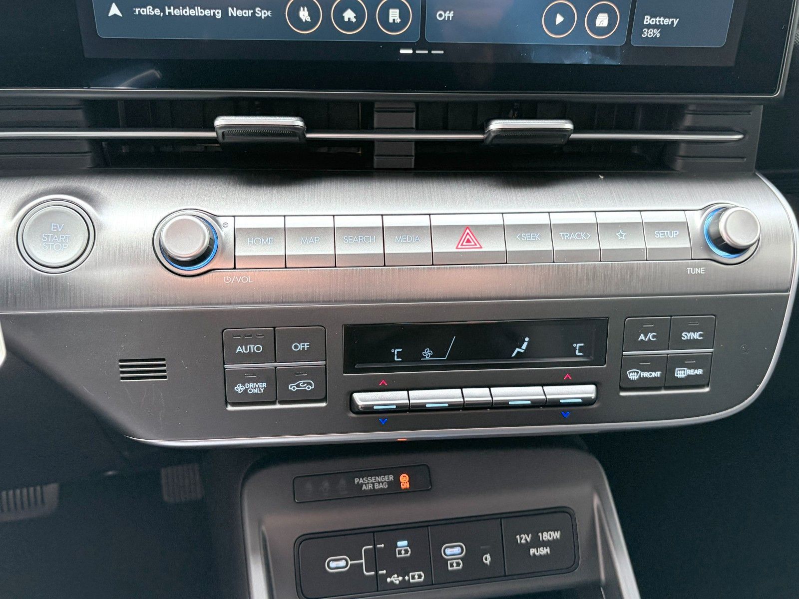Fahrzeugabbildung Hyundai Kona Elektro 64 Trend 360,Kamera,LED,Navi,SHZ