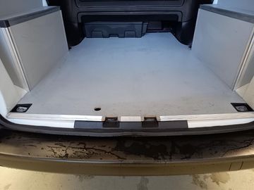 Bild 11 Opel Vivaro DoKa M Edition 6-Sitzer Doppelkabine+PDC+