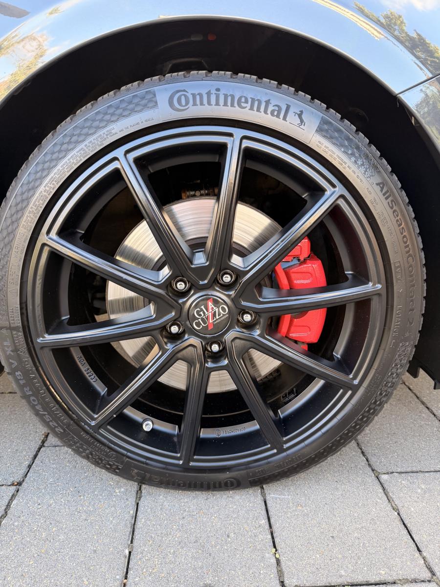 Kia ProCeed GT 204PS DCT / 1. Hand / Panorama / JBL 