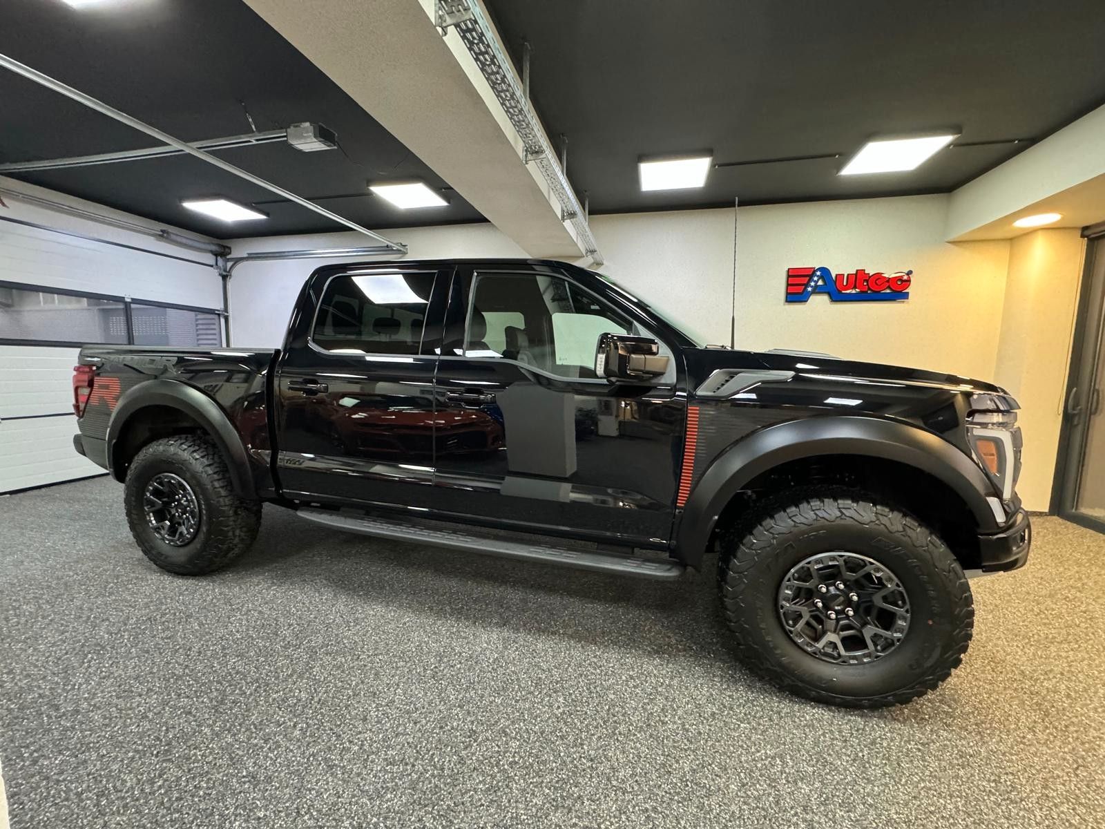 Fahrzeugabbildung Ford RAPTOR -R- SUPERCREW KOMPRESSOR V-8