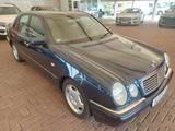 Mercedes-Benz E 430 Avantgarde W210 Leder Memory 2.Hand TOP - Mercedes-Benz E 430 in Düsseldorf