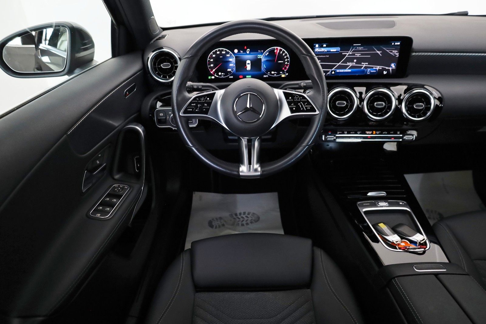 Fahrzeugabbildung Mercedes-Benz A 250 e Progressive,T.Leder,Navi,LED,SH,360°Kam