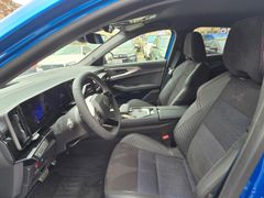 Fahrzeugabbildung Rafale 200 E-Tech Full Hybrid Esprit Alpine