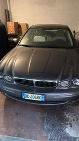 Jaguar X Type 29.000KM certificati UNIPROPRIETAR - graue Jaguar X-Type
