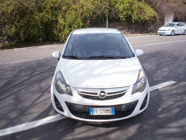 Opel Corsa 1.2 5 porte Cosmo