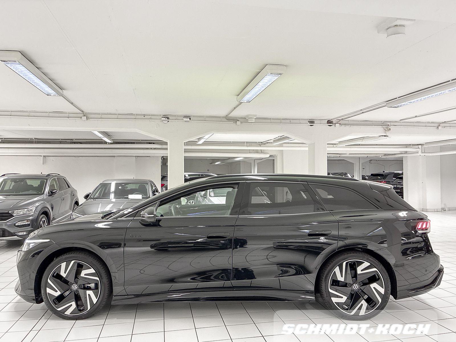 Volkswagen ID.7 Tourer 4M GTX PANO + 21-ZOLL + AHK +