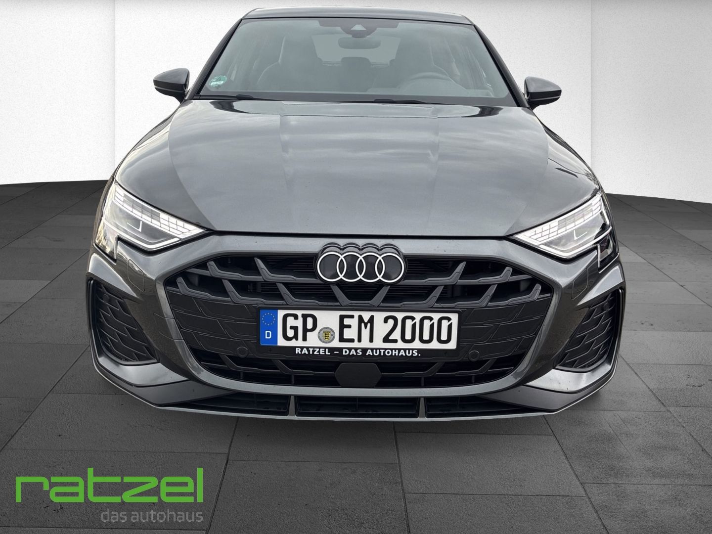 Fahrzeugabbildung Audi A3 Sportback 35 TFSI S line AHK Panodach Digital