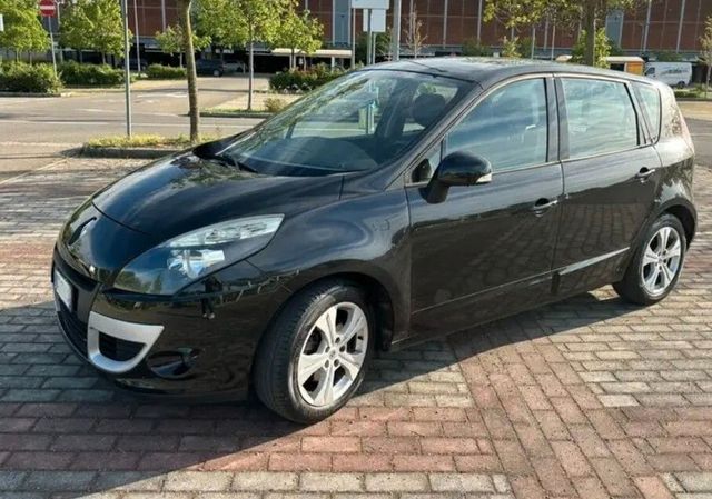 Renault Scenic XMod 1.5 dCi 110CV Luxe