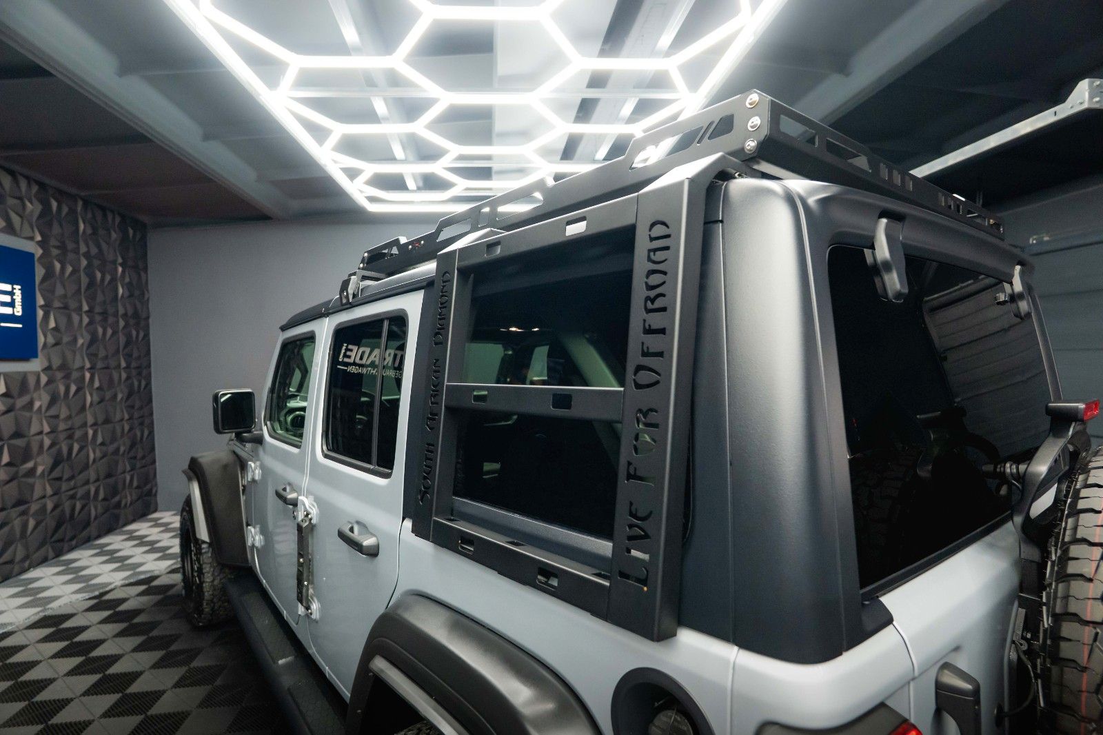 Fahrzeugabbildung Jeep Wrangler 3.6 V6 UNLIMITED SPORT OFFROAD 4x4 LED