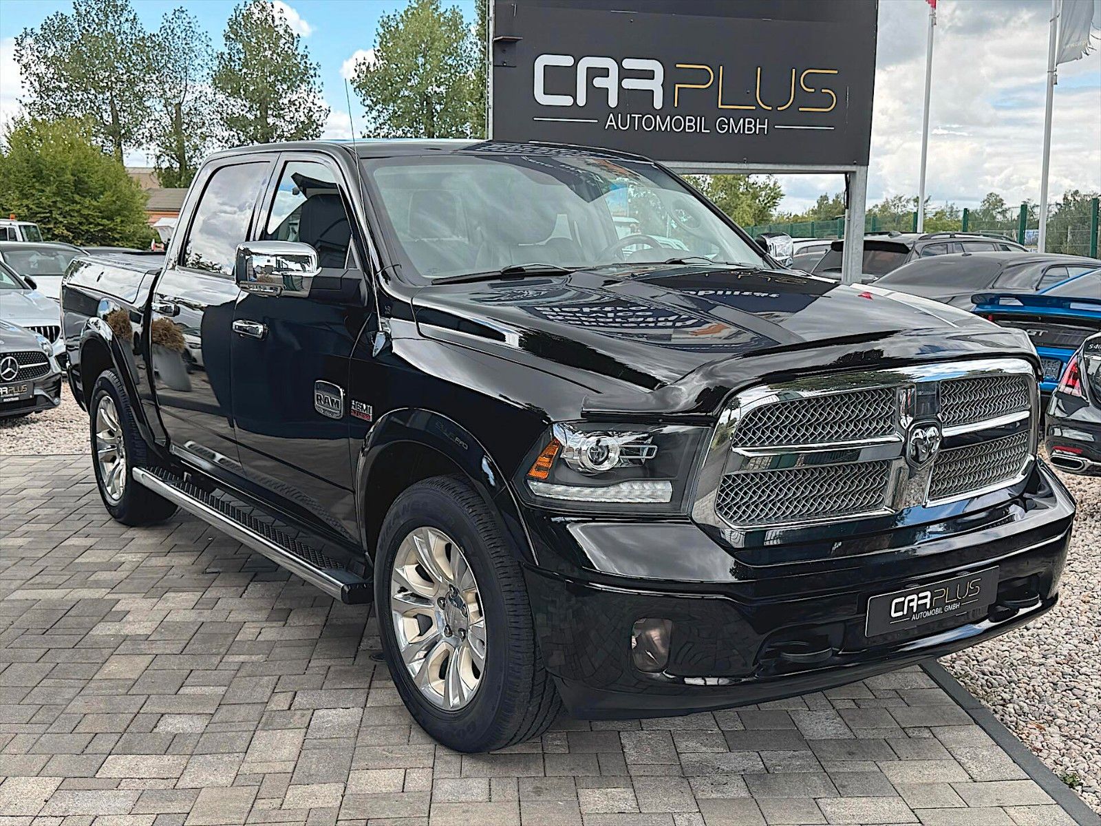 Fahrzeugabbildung Dodge RAM 5.7 V8 HEMI LARAMIE LONGHORN RAM BOX  LPG