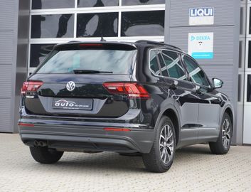 Volkswagen Tiguan - 4