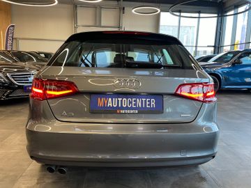 Audi A3 Sportback attraction ultra*2. Hand*Navi*Xenon