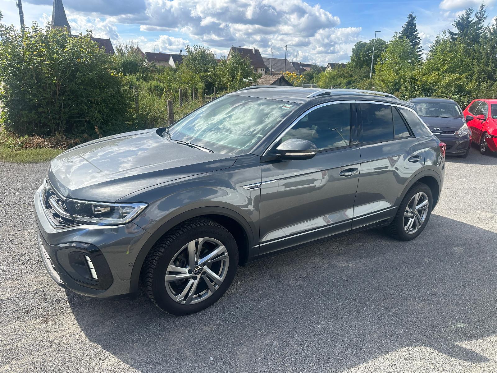 Volkswagen T-Roc R-Line DSG AHK LED IQ NAVI