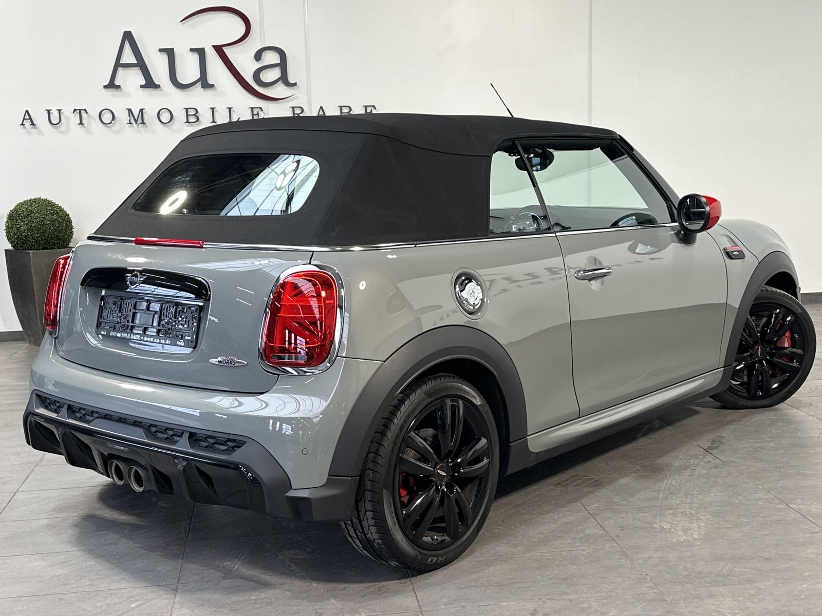 Fahrzeugabbildung MINI John Cooper Works Cabrio NAV+LED+KAMERA+17ZO+PP