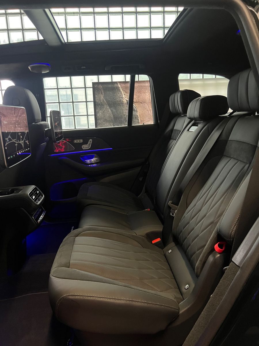 Fahrzeugabbildung Mercedes-Benz GLS 63 AMG 4 Matic*CARBON*3D BURMESTER*NEUWERTIG