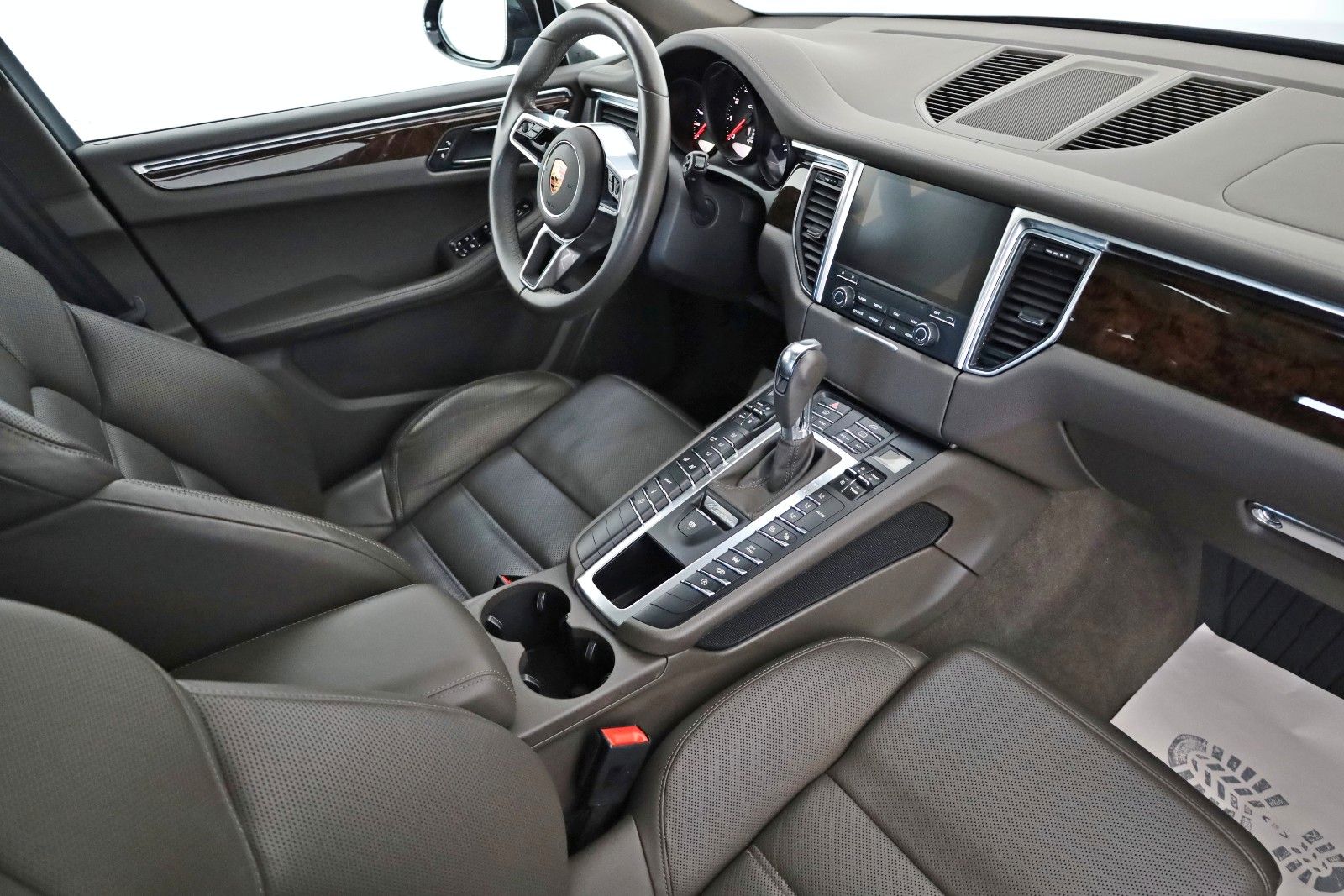 Fahrzeugabbildung Porsche Macan GTS,Sportsitze,Sitzbelüft.,Kamera,Panorama