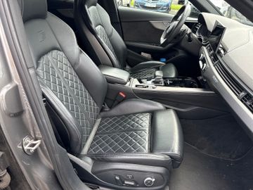 Audi A4 40 TDI quattro edition one+AHK+Matrix+HeadUp+