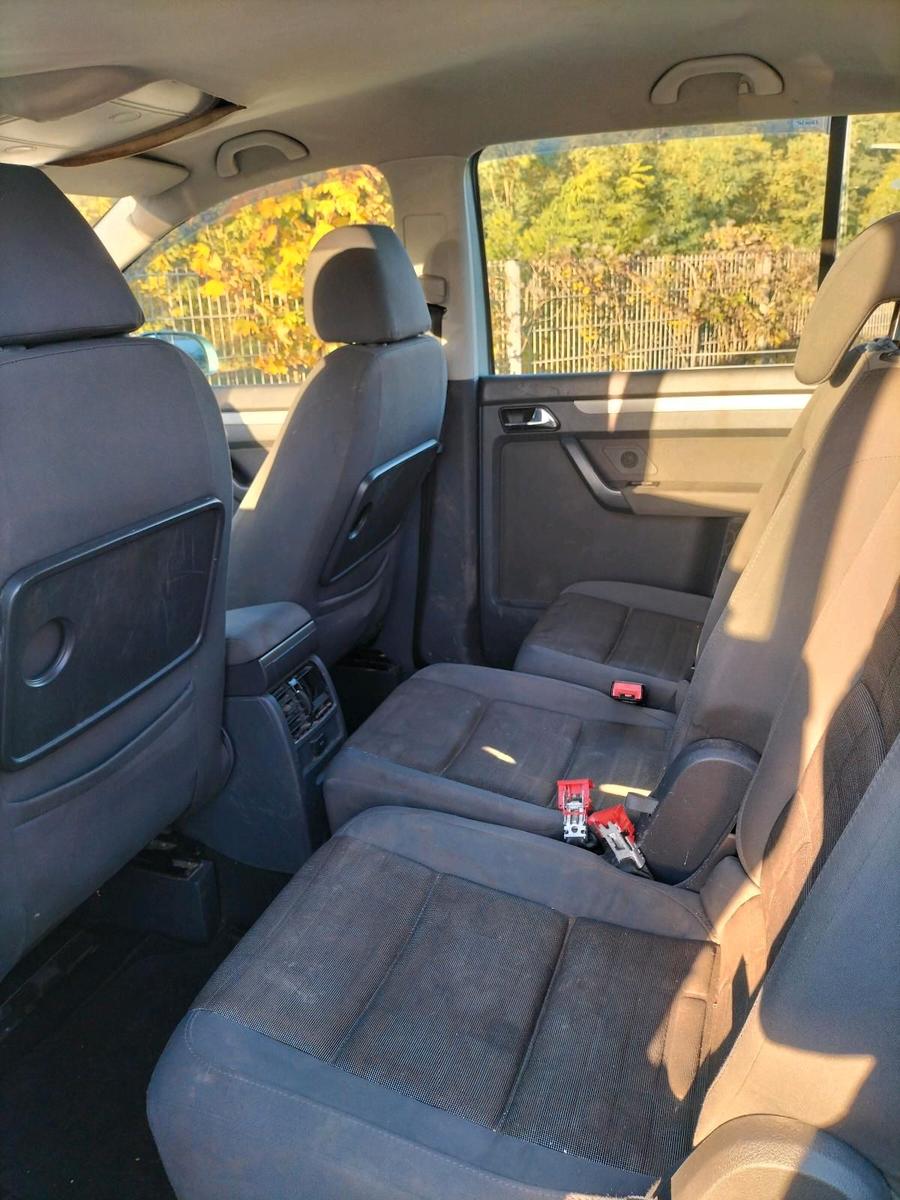 Volkswagen Touran 2006 — photo 10